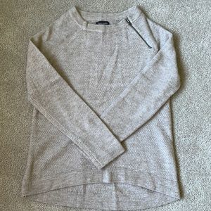 Abercrombie & Fitch crewneck sweater